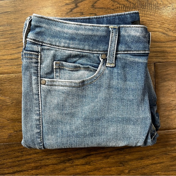 Uniqlo Two Tone Extra Stretch Skinny Jeans - Picture 7 of 11